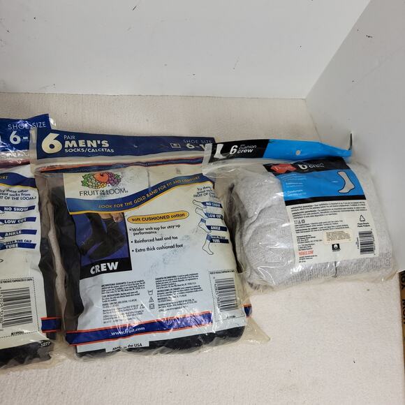 Vintage Hanes Fruit of the Loom Socks Mens Sz 6-12 Black Gray Cushioned Crew NWT - Picture 6 of 13